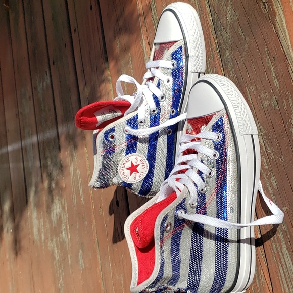 Women's converse chuck Taylor patriotic sequin sneakers . Size 6 - Picture 2 of 8